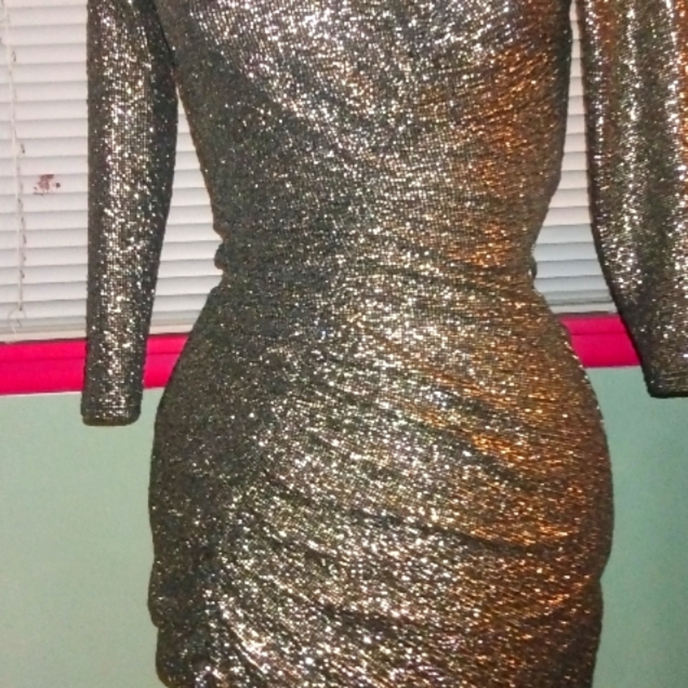 Zara basics nicely fitted cocktail dress